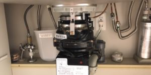 漏水した安永製ディスポーザー